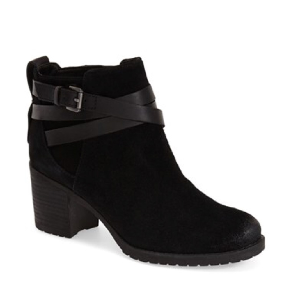 NWOB Sam Edelman Hannah Belted Chelsea Bootie